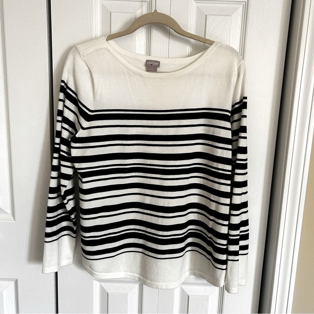 Chico's Women's Top Stripe crew Neck sweater Top 3/4 Sleeve Size 2 L 12
